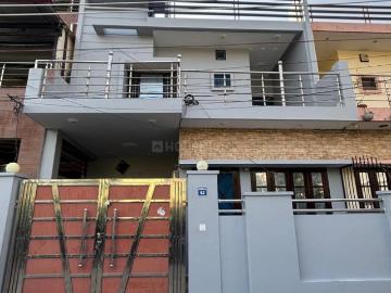 3 BHK Independent House in Govind Vihar for rent Dehradun. The reference number is 20369424