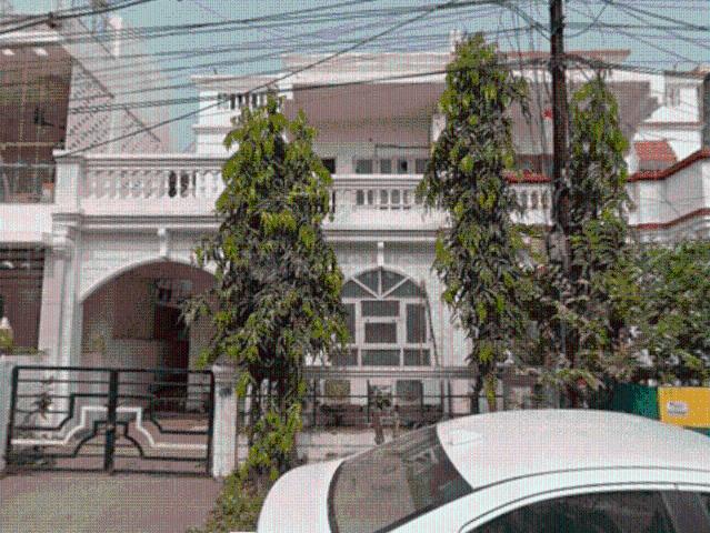 3 BHK Independent House in Gulmohar Colony for resale Bhopal. The reference number is 21076440