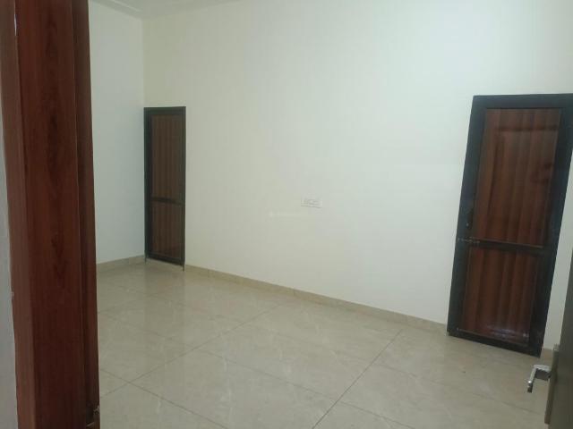 3 BHK Independent House in Haibowal Kalan for rent Ludhiana. The reference number is 20586181