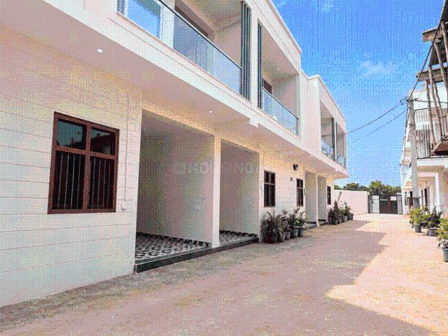3 BHK Independent House in Ibadullapur Urf Badalpur for resale Greater Noida. The reference number is 21184108