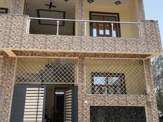 3 BHK Independent House in Indira Nagar for resale Lucknow. The reference number is 19290915
