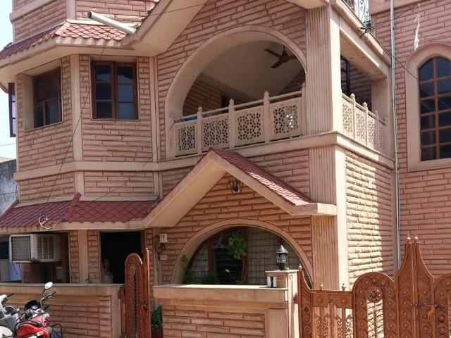 3 BHK Independent House in Maninagar for resale Ahmedabad. The reference number is 10269783