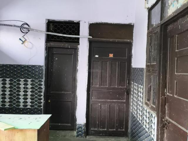 3 BHK Independent House in Jahangirpuri for rent New Delhi. The reference number is 14682873