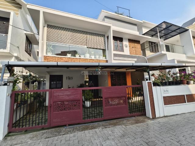3 BHK Independent House in Kakkanad for resale Kochi. The reference number is 21387480