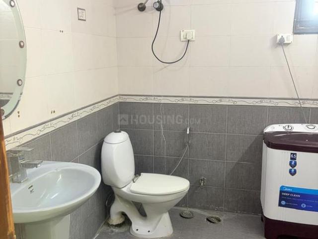 3 BHK Independent House in Kalkaji Extension for rent New Delhi. The reference number is 17891085