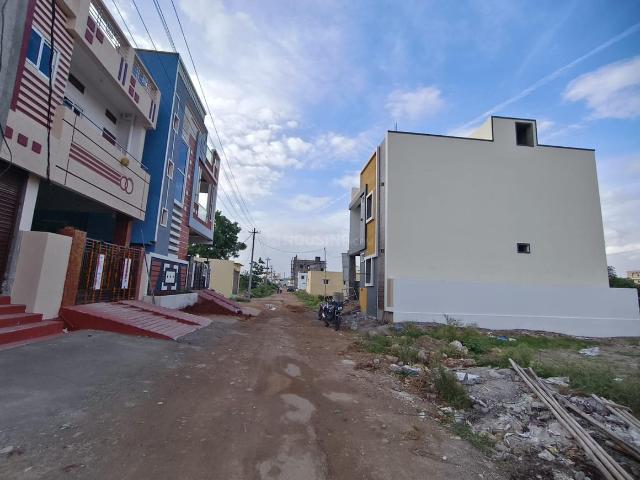 3 BHK Independent House in Kompally for resale Hyderabad. The reference number is 20091371