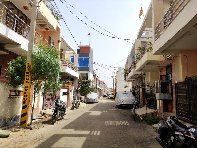 3 BHK Independent House in Krishna Nagar for resale Lucknow. The reference number is 19415898