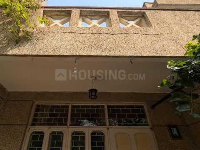 3 BHK Independent House in Krishna Nagar for resale New Delhi. The reference number is 20510422
