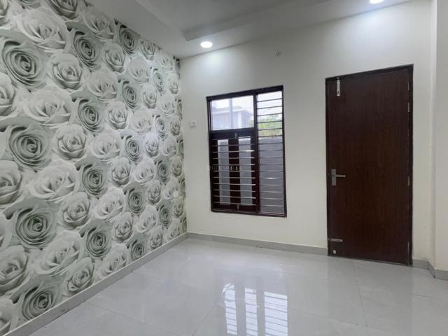 3 BHK Independent House in Kundol for resale Agra. The reference number is 19007917