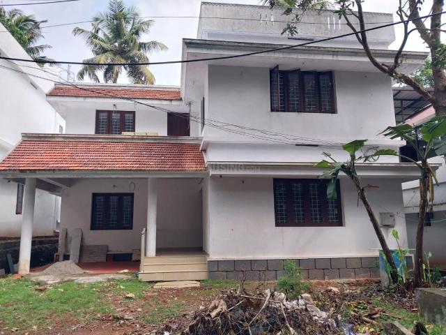 3 BHK Independent House in Kuriachira for rent Thrissur. The reference number is 13257146