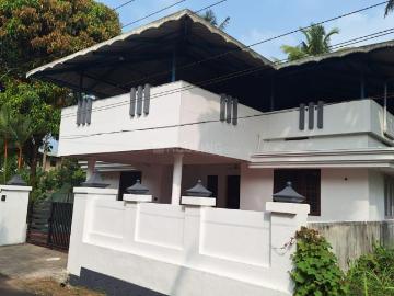 3 BHK Independent House in Kuttanellur for resale Thrissur. The reference number is 20315765