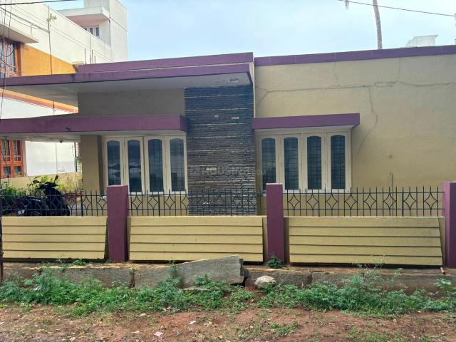 3 BHK Independent House in Kuvempunagar for resale Mysore. The reference number is 21320421