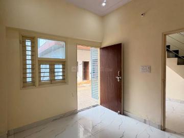 3 BHK Independent House in Lal Kuan for resale Ghaziabad. The reference number is 20371408