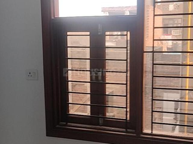 3 BHK Independent House in Laxmi Nagar for rent New Delhi. The reference number is 19422475