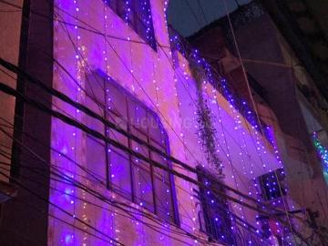 3 BHK Independent House in Laxmi Nagar for resale New Delhi. The reference number is 17971277