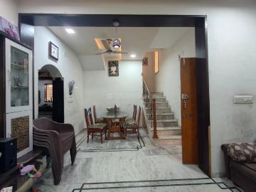 3 BHK Independent House in Memnagar for resale Ahmedabad. The reference number is 20351119