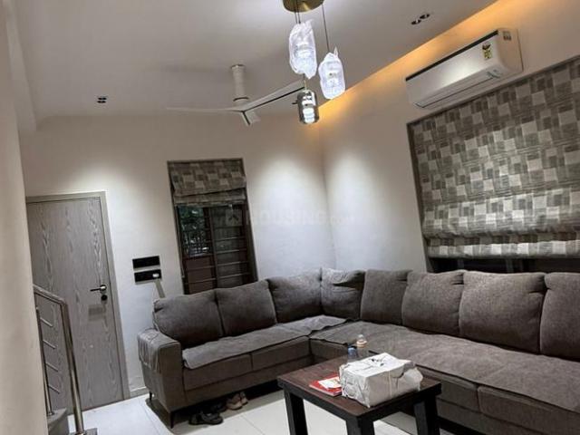 3 BHK Independent House in Motera for rent Ahmedabad. The reference number is 19761546