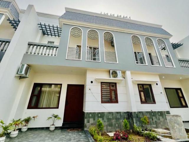 3 BHK Independent House in Nabha for resale Zirakpur. The reference number is 21332556