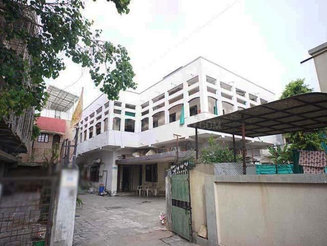 3 BHK Independent House in Naranpura for resale Ahmedabad. The reference number is 20038164