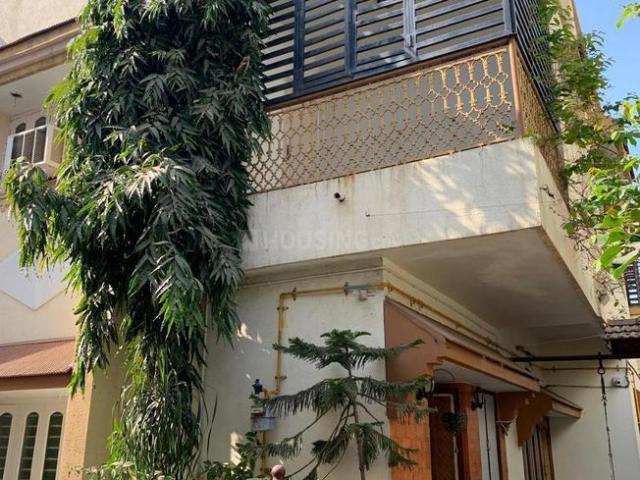 3 BHK Independent House in Naranpura for resale Ahmedabad. The reference number is 20203630