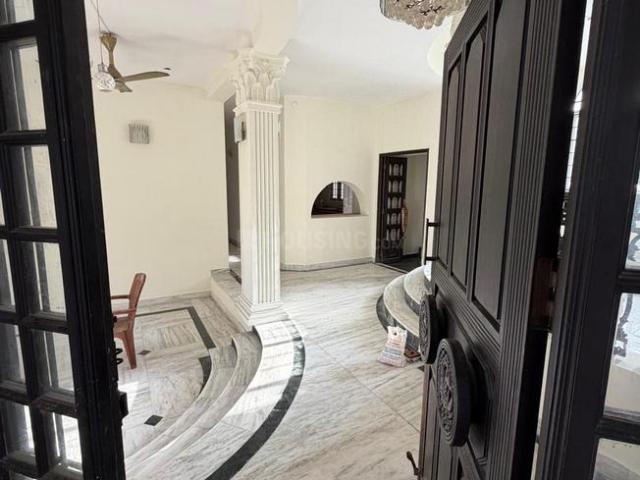 3 BHK Independent House in Neelankarai for rent Chennai. The reference number is 20939992