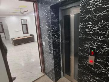 3 BHK Independent House in New Ashok Nagar for rent New Delhi. The reference number is 18947150