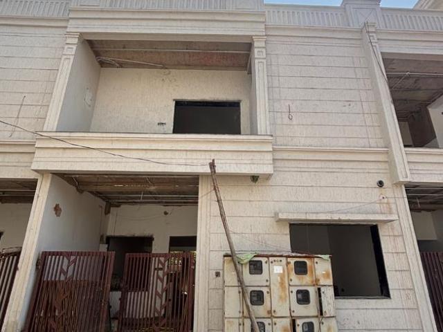 3 BHK Independent House in New Rajendra Nagar for resale Raipur. The reference number is 19706028