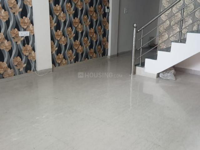 3 BHK Independent House in Nipania for rent Indore. The reference number is 18725845