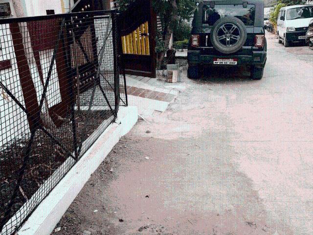 3 BHK Independent House in Nipania for rent Indore. The reference number is 21215583
