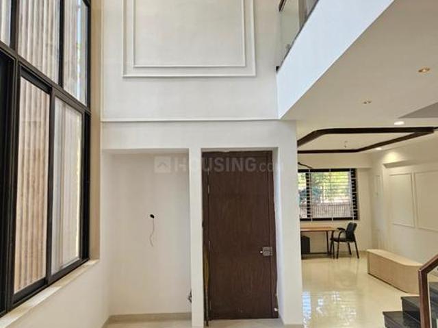 3 BHK Independent House in Nipania for resale Indore. The reference number is 18606640