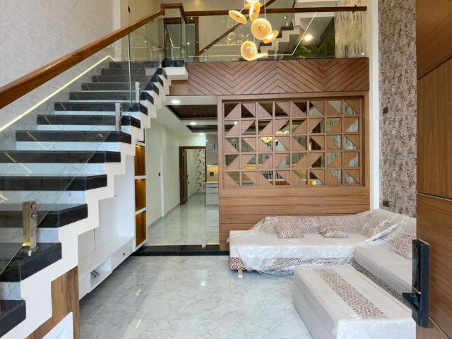 3 BHK Independent House in Nipania for resale Indore. The reference number is 20725588