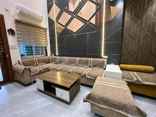 3 BHK Independent House in Nipania for resale Indore. The reference number is 20777975