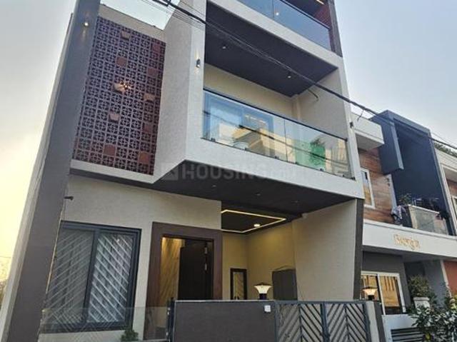 3 BHK Independent House in Nipania for resale Indore. The reference number is 20792907