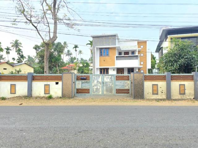 3 BHK Independent House in North Parvur for resale Kochi. The reference number is 19501063