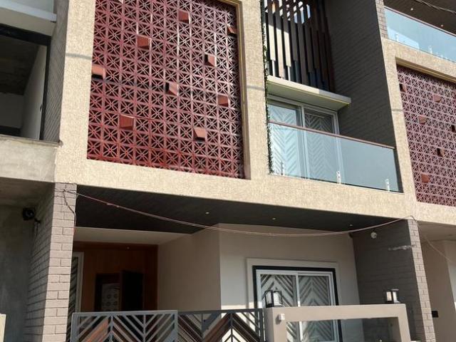 3 BHK Independent House in Omex City for resale Indore. The reference number is 20443616