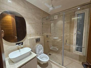 3 BHK Independent House in Panchsheel Enclave for resale New Delhi. The reference number is 19214218