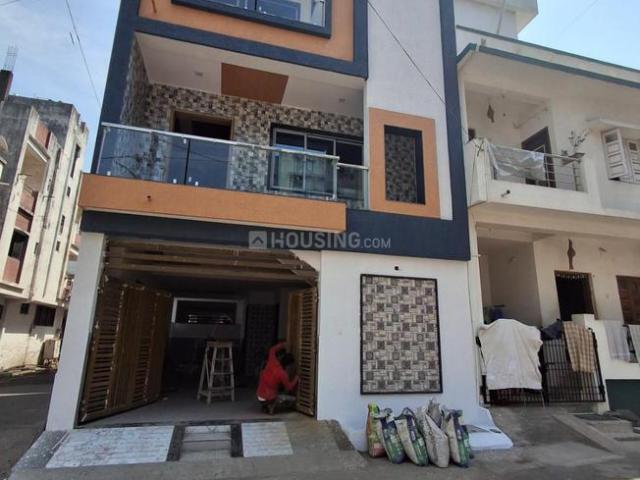 3 BHK Independent House in Palanpur for resale Surat. The reference number is 19351016