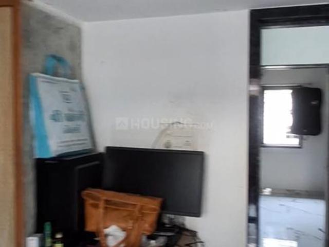 3 BHK Independent House in Palanpur Jakatnaka for resale Surat. The reference number is 20103321