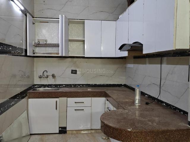3 BHK Independent House in Paschim Vihar for rent New Delhi. The reference number is 19161437