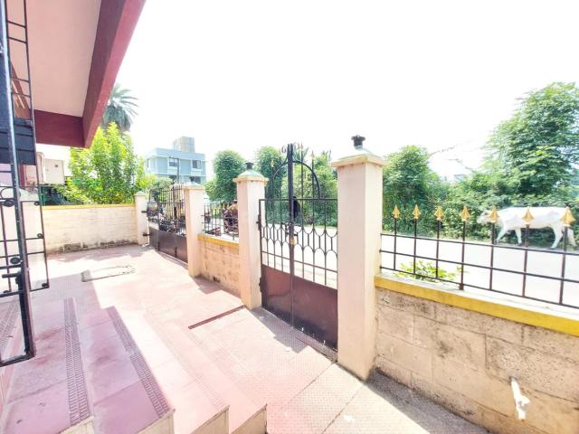 3 BHK Independent House in Porur for resale Chennai. The reference number is 20868766