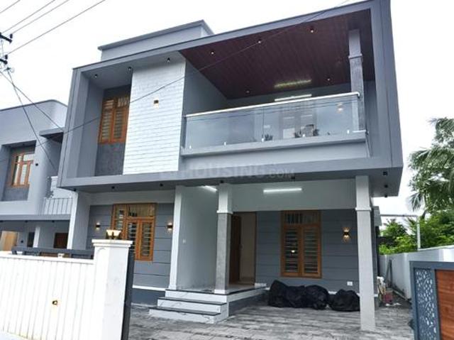 3 BHK Independent House in Pukkattupady for resale Kochi. The reference number is 20898383