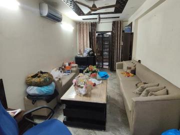 3 BHK Independent House in Ramesh Nagar for rent New Delhi. The reference number is 20063401
