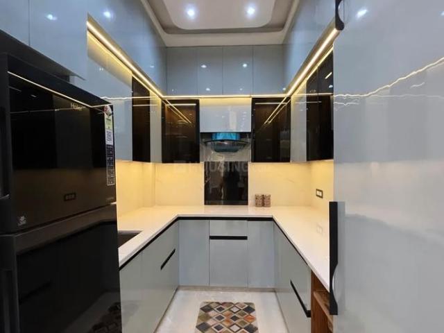 3 BHK Independent House in Rajinder Nagar for rent New Delhi. The reference number is 20110141
