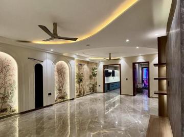 3 BHK Independent House in Rajouri Garden for resale New Delhi. The reference number is 20081201