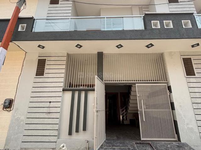 3 BHK Independent House in Rakshapuram for resale Meerut. The reference number is 21163594