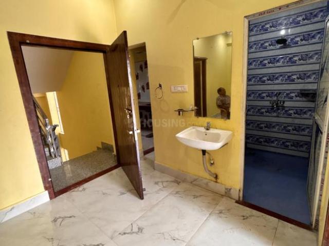 3 BHK Independent House in Rukanpura for rent Patna. The reference number is 20781372