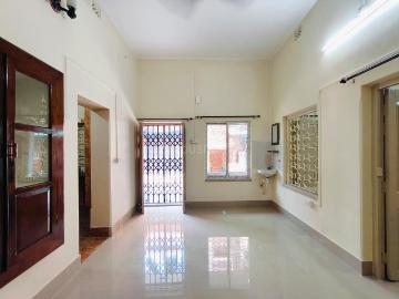 3 BHK Independent House in Santoshpur for rent Kolkata. The reference number is 20359543