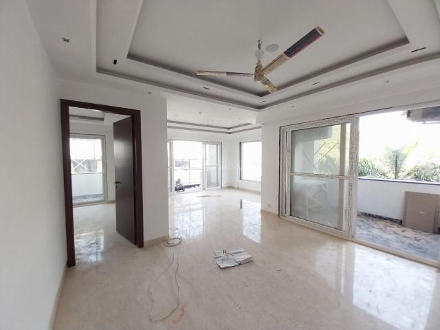 3 BHK Independent House in Sarvapriya Vihar for resale New Delhi. The reference number is 17594429