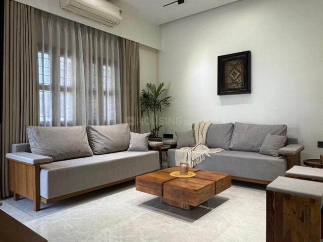 3 BHK Independent House in Satellite for rent Ahmedabad. The reference number is 21099339