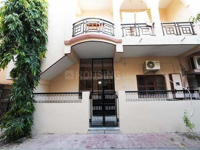3 BHK Independent House in Satellite for resale Ahmedabad. The reference number is 21329907